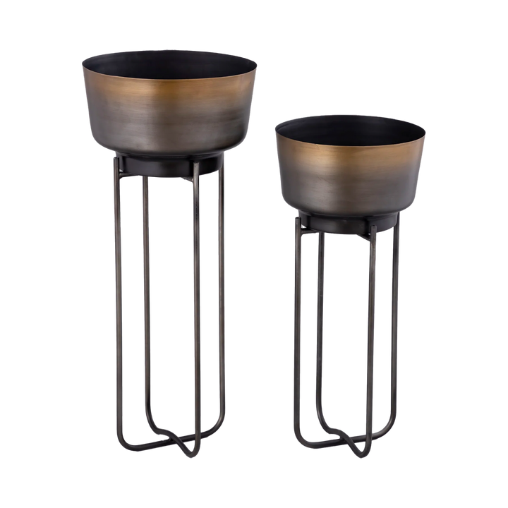 BlackOil Matte Planter with Stand (Set of 2)